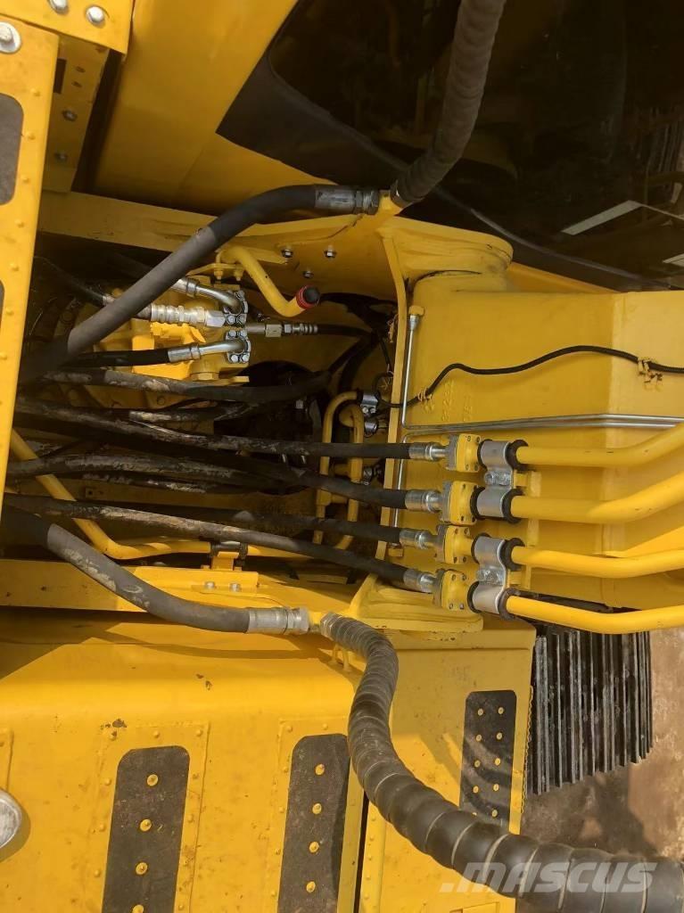 Komatsu PC200-8 Escavadeiras de esteiras