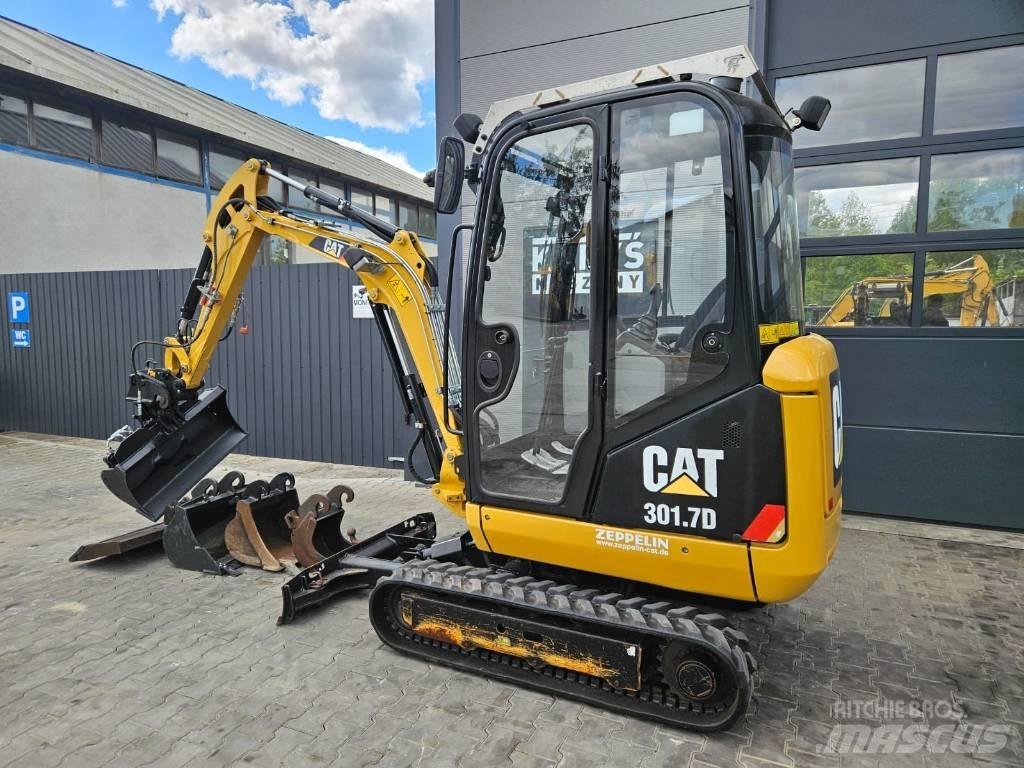 CAT 301.7 D Miniescavadeiras