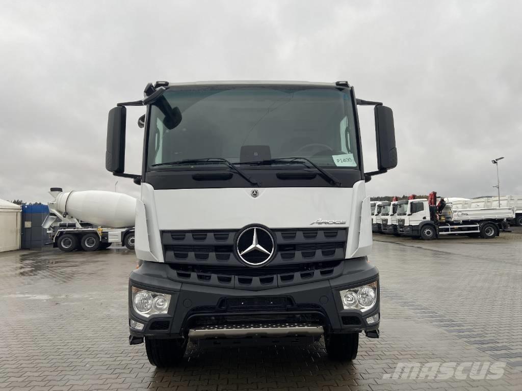 Mercedes-Benz 4143 Camiões basculantes