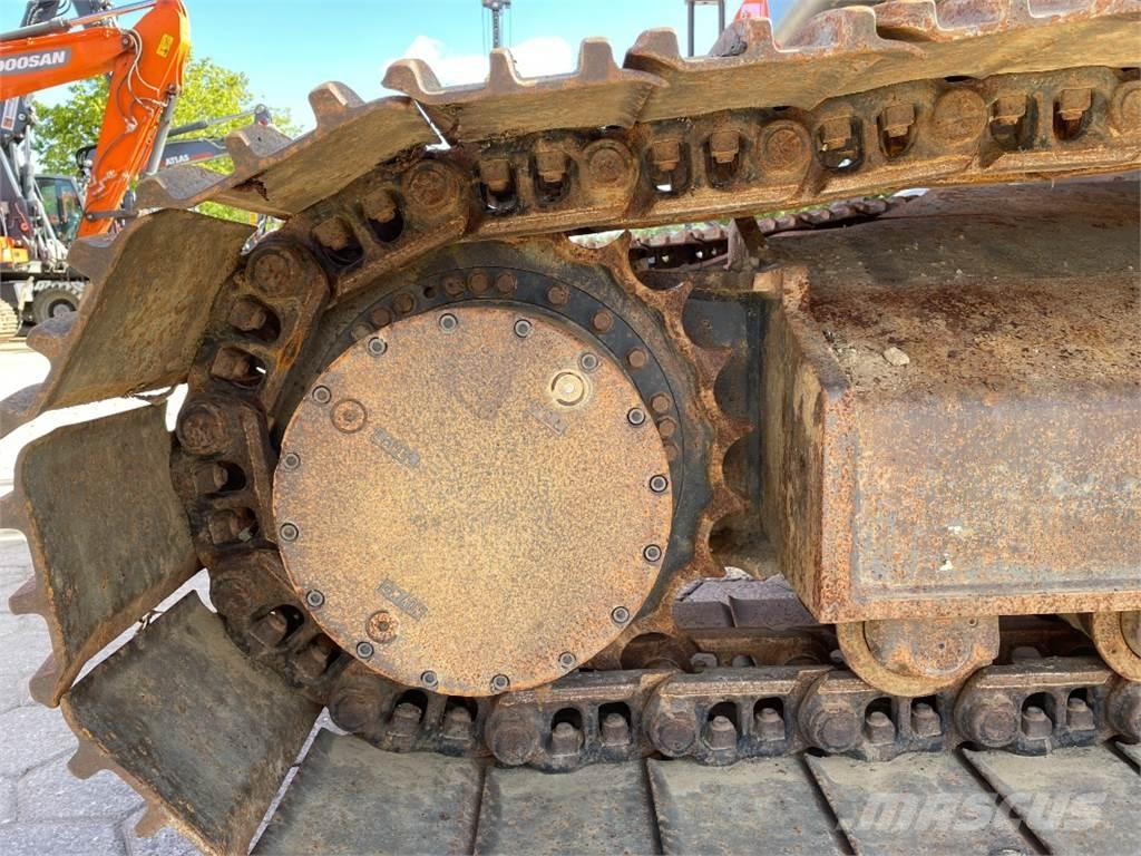 Doosan DX235LC-5 Escavadeiras de esteiras