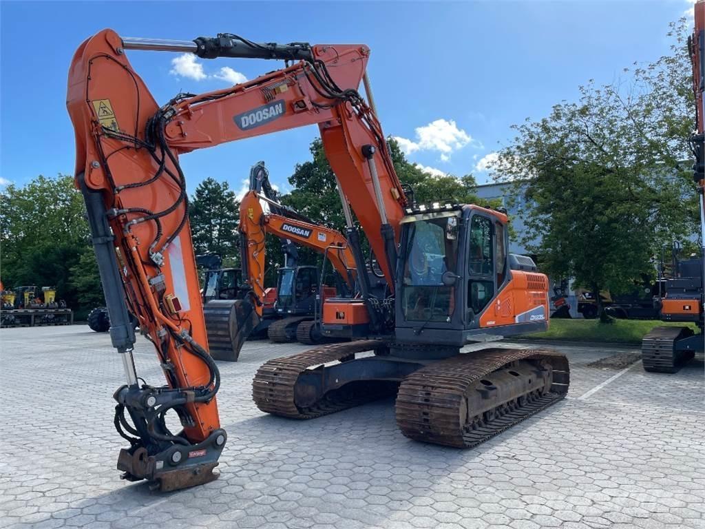 Doosan DX235LC-5 Escavadeiras de esteiras