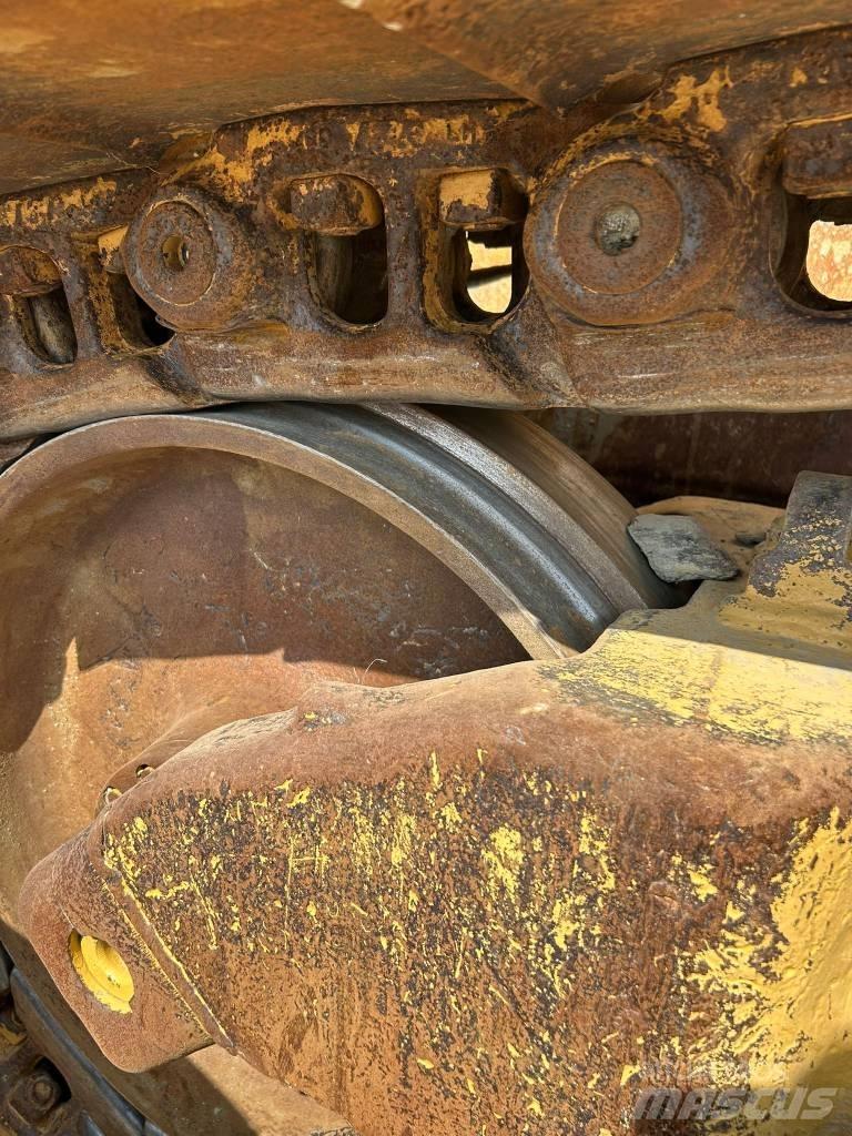 CAT D 7 R (Leica GPS) Dozers - Tratores rastos