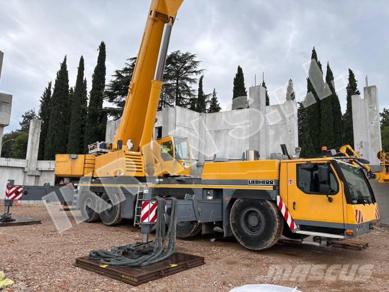 Liebherr LTM1200-5.1 Gruas Todo terreno