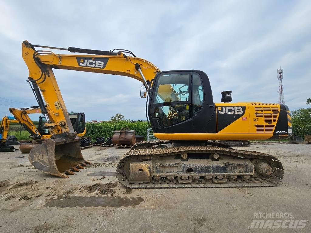 JCB 235 HD Escavadeiras de esteiras