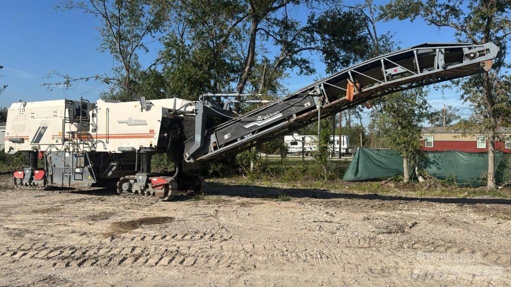 Wirtgen W2100 Moinhos de asfalto a frio