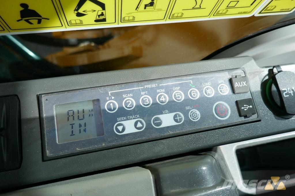 CAT 352 Escavadeiras de esteiras