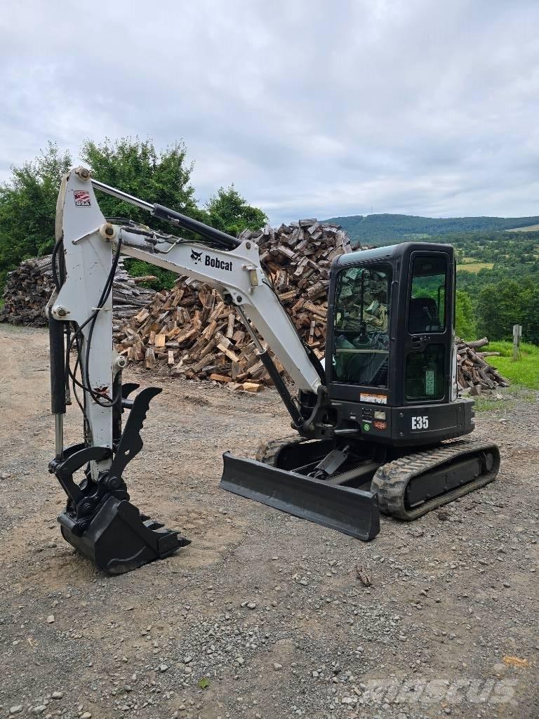 Bobcat E 35 Miniescavadeiras