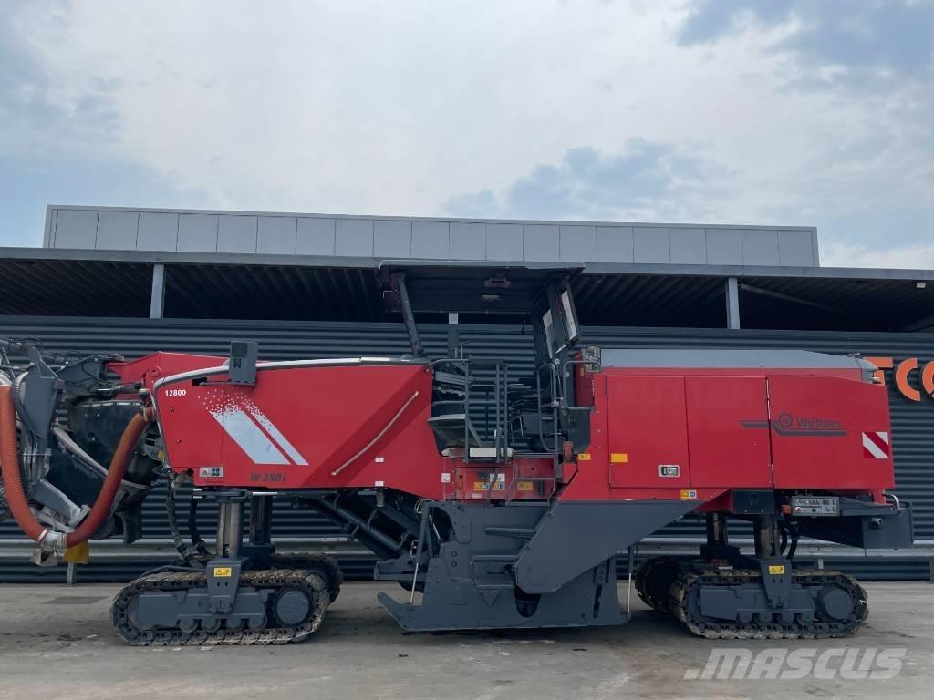 Wirtgen W 250 Moinhos de asfalto a frio