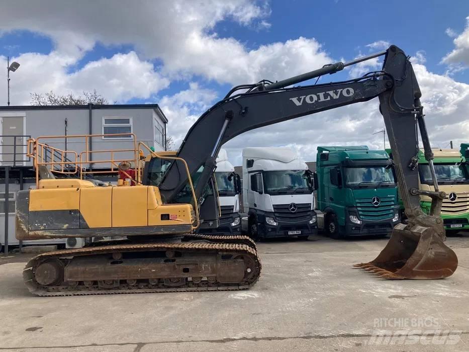 Volvo EC 220 DL Escavadeiras de esteiras