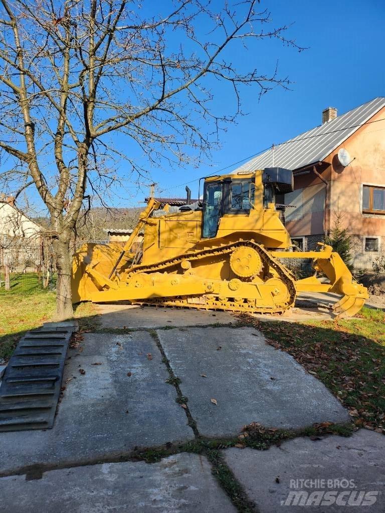 CAT D 6 R II Dozers - Tratores rastos