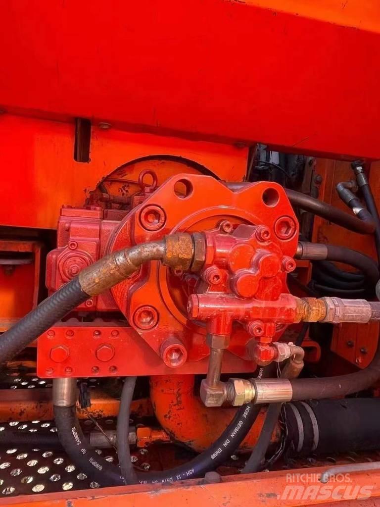 Doosan DH 300 LC-7 Escavadeiras de esteiras
