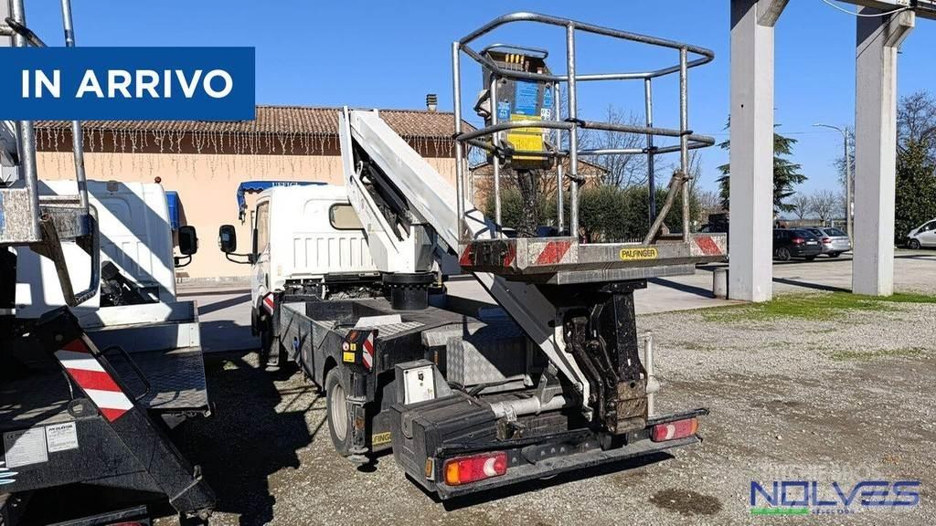 Palfinger P170TXE Plataformas aéreas montadas em camião