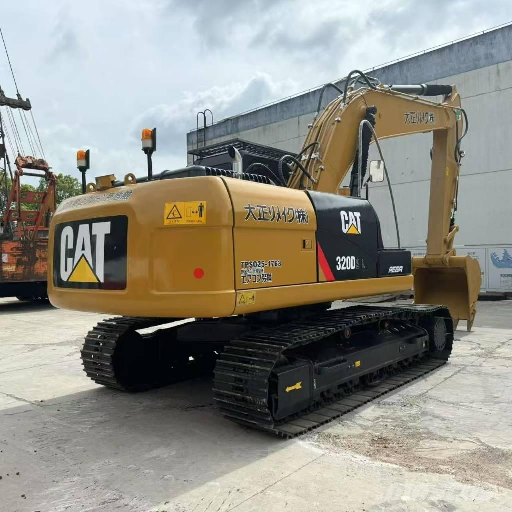 CAT 320D2 Escavadeiras de esteiras