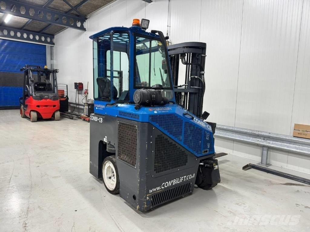 Combilift C3000CB Carregadores laterais