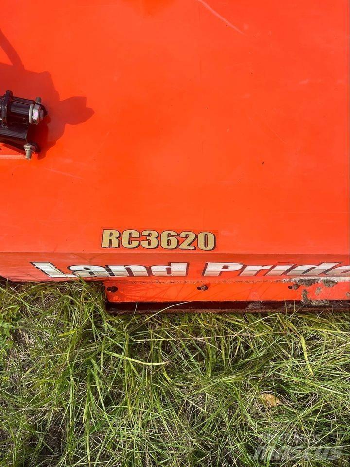 Land Pride RC3620 Gadanheiras e cortadores de folhas para pastos