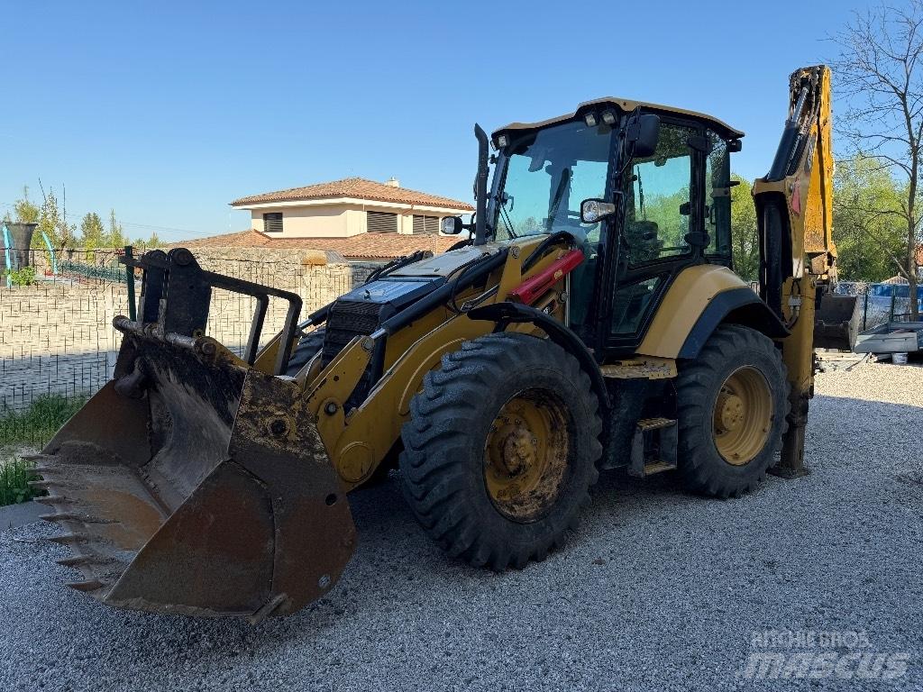 CAT 444 E Retroescavadeiras