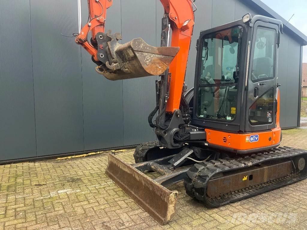 Hitachi U55-5a Miniescavadeiras