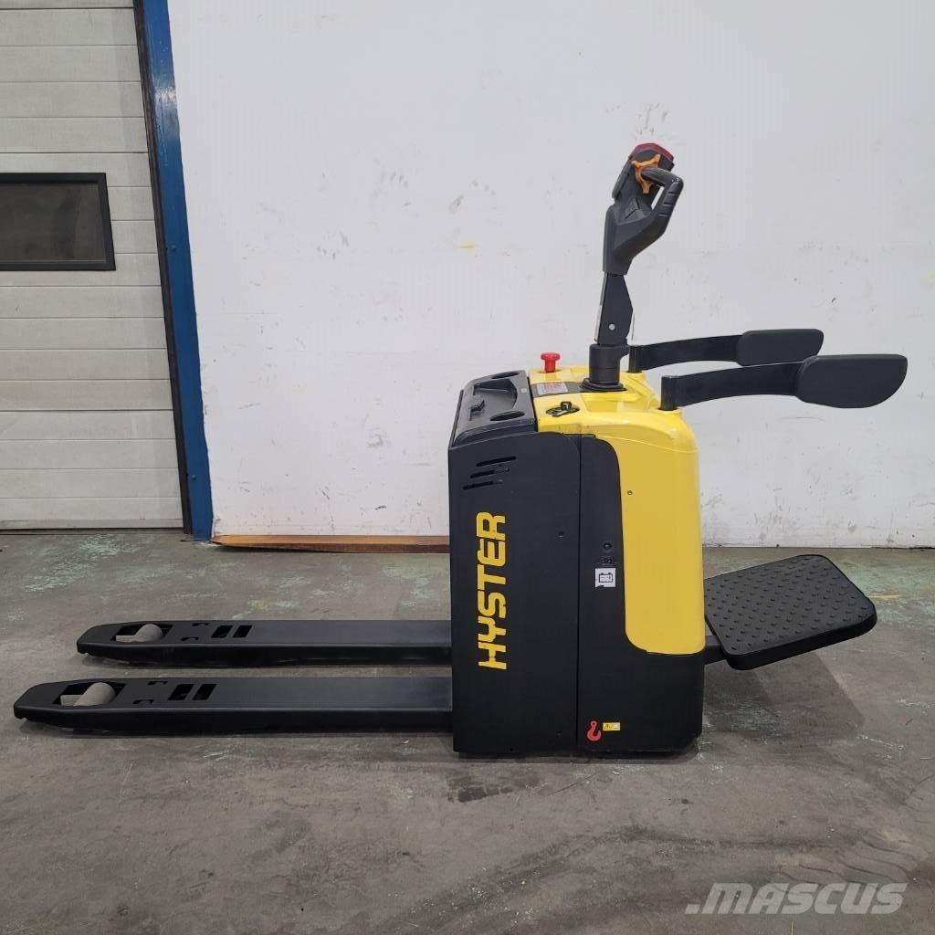 Hyster P 2.0 UTS Porta-paletes com plataforma