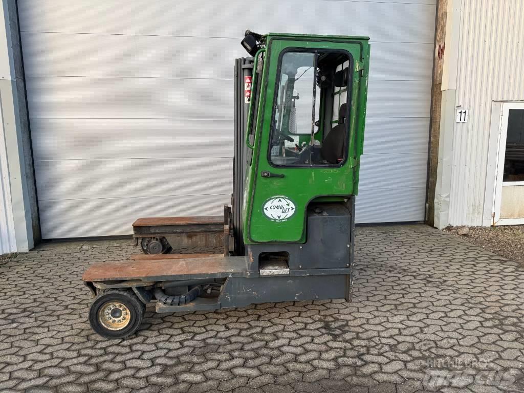 Combilift C 4000 Empilhadores de 4 vias