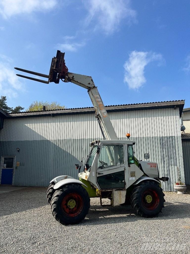 CLAAS Ranger 975 Manipulador telescópico