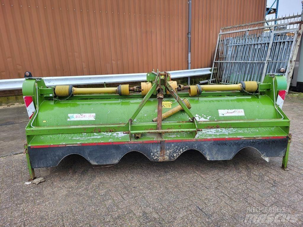 Baselier LKB 320 Automóvel