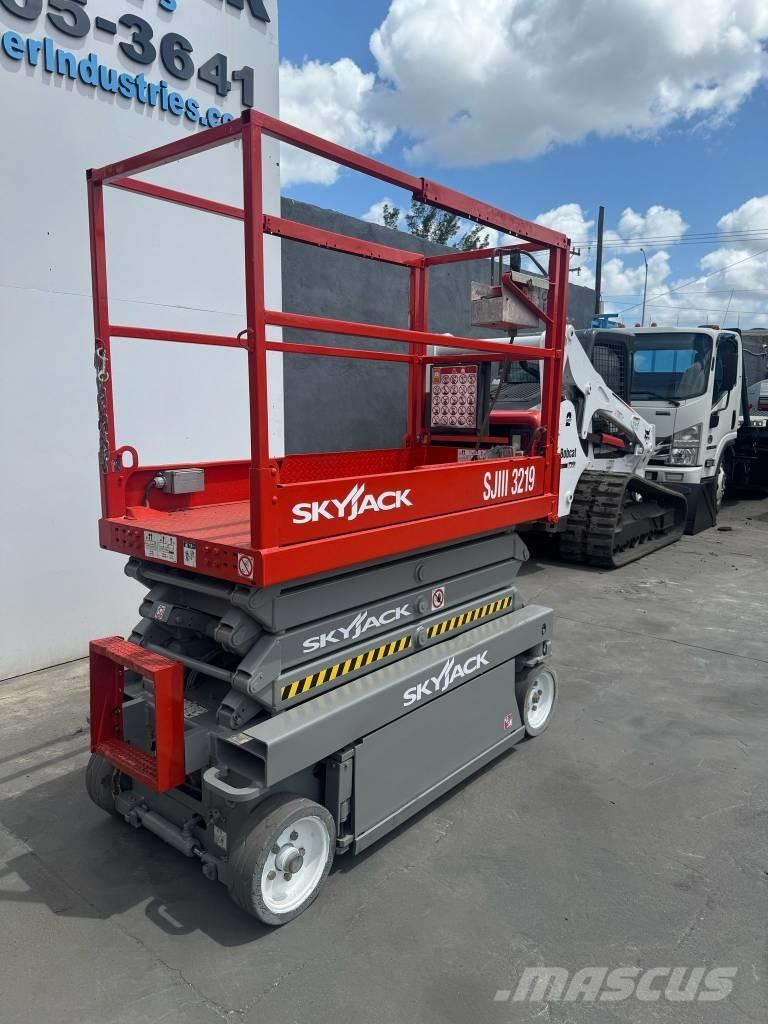 SkyJack SJ III 3219 Elevadores de tesoura