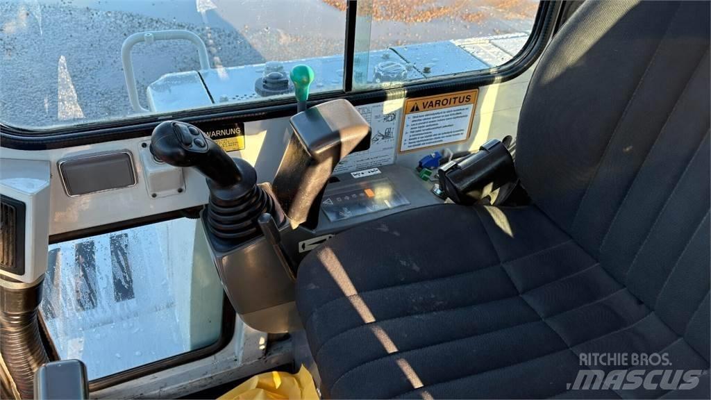 Takeuchi TB 145 Miniescavadeiras