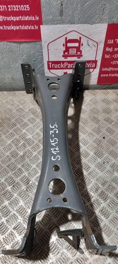 Scania R 440  2008935 Chassis e suspensões