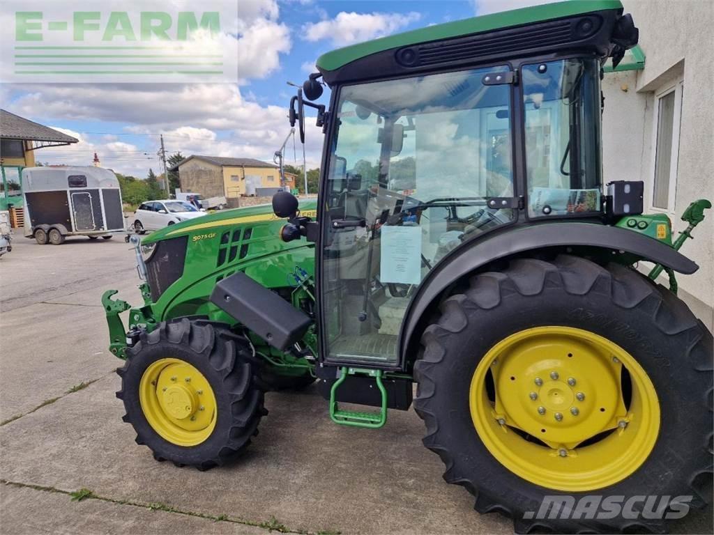 John Deere 5075 GF Tratores Agrícolas usados