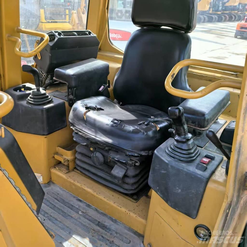 CAT D 5 G LGP Dozers - Tratores rastos