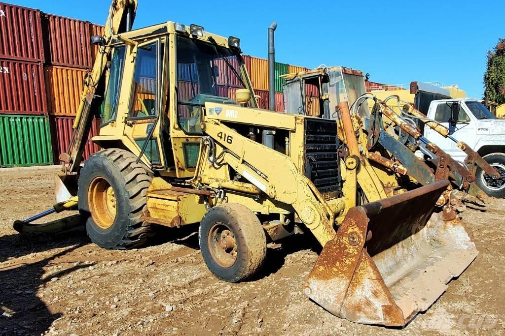 CAT 416 Retroescavadeiras