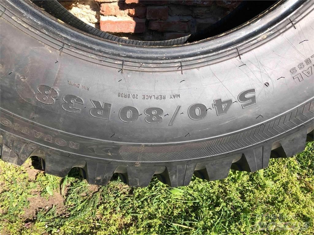 Nokian TRI 2 Pneus Agrícolas