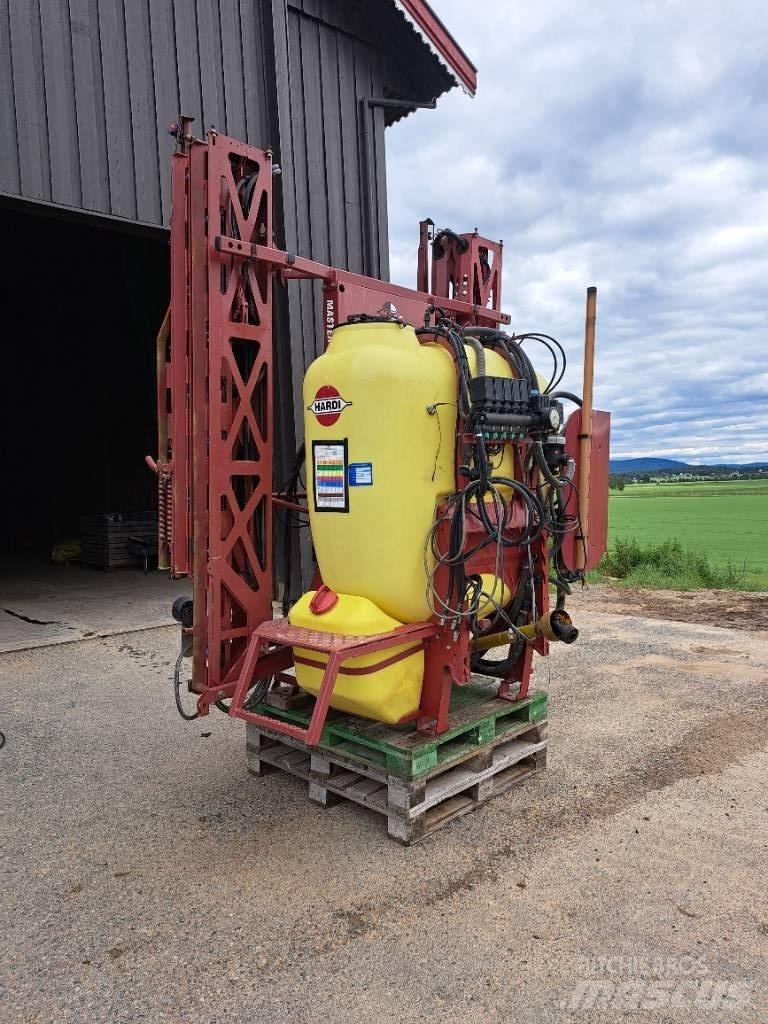 Hardi Master 1000 Pulverizadores rebocados