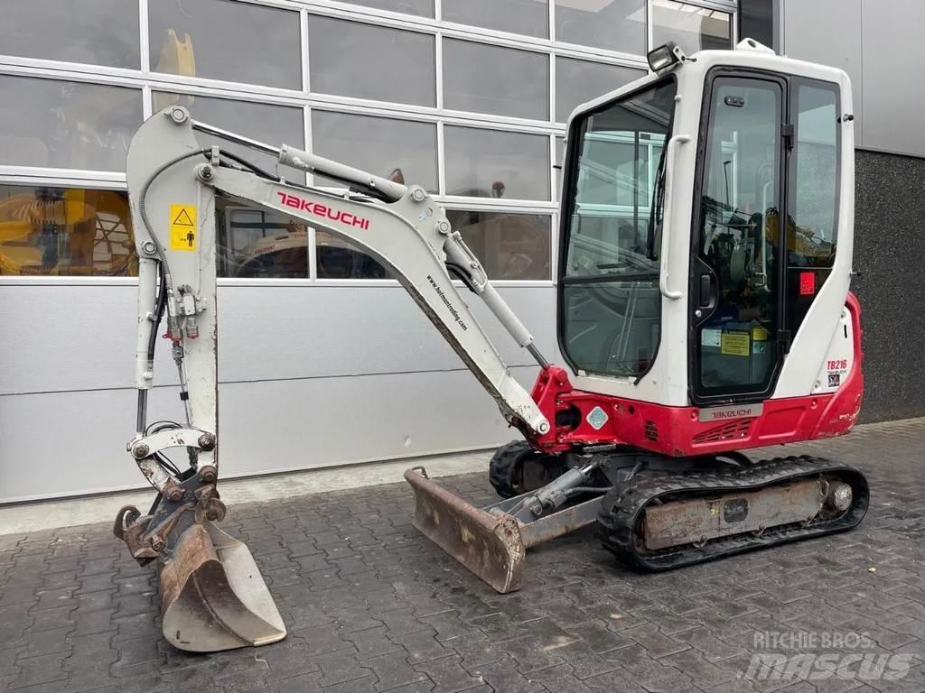 Takeuchi TB216 Miniescavadeiras