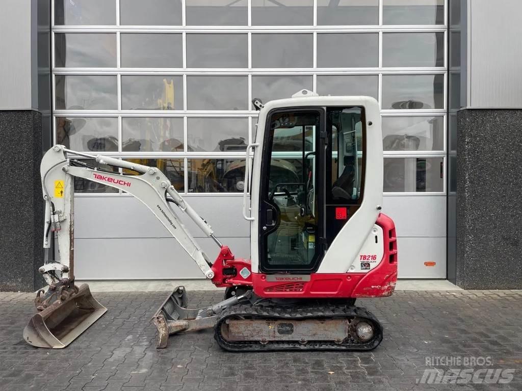 Takeuchi TB216 Miniescavadeiras
