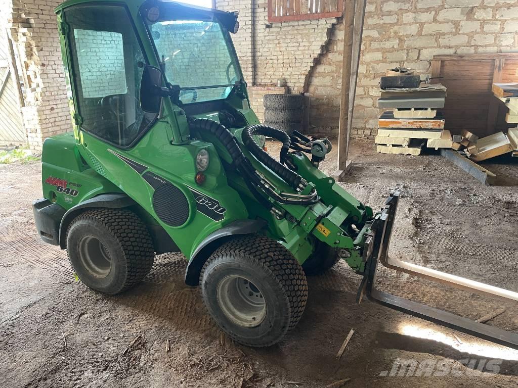 Avant 640 Carregadeiras de rodas