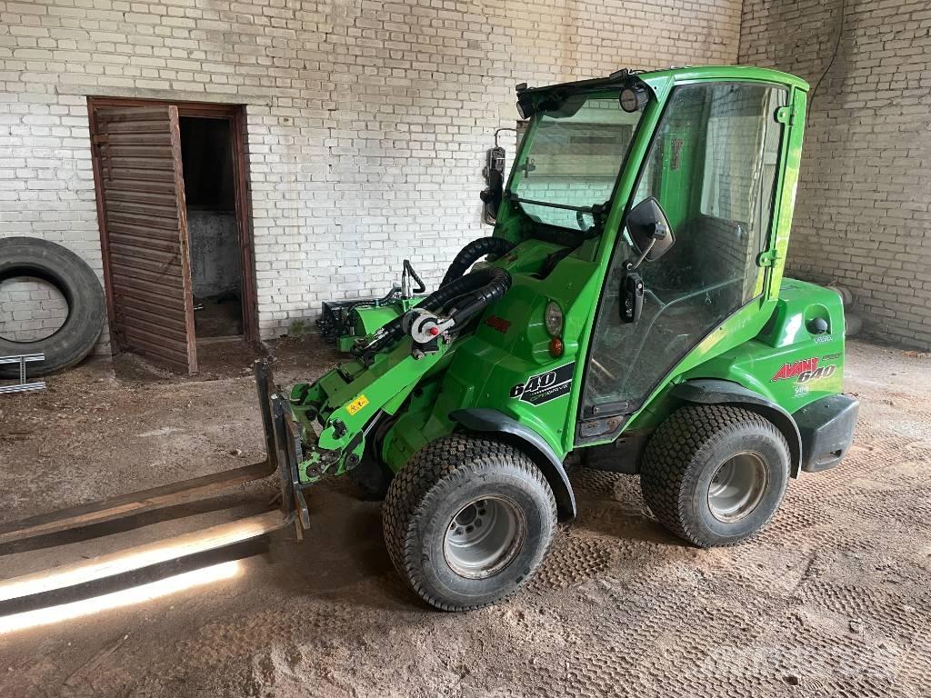 Avant 640 Carregadeiras de rodas