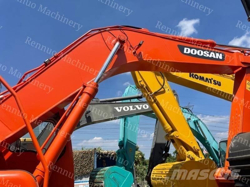 Doosan DH 300 LC-7 Escavadeiras de esteiras