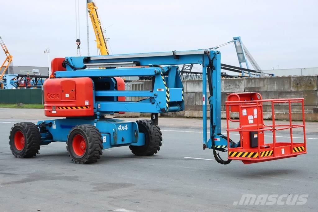 Genie Z-60/34 Elevadores braços articulados
