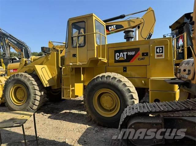 CAT 966 F Carregadeiras de rodas