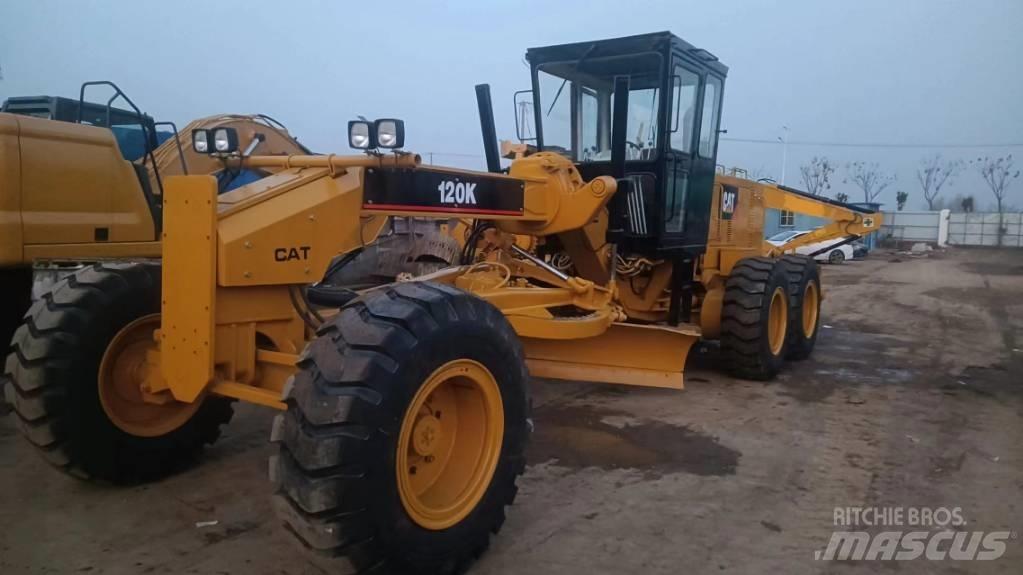 CAT 120 K Motoniveladoras