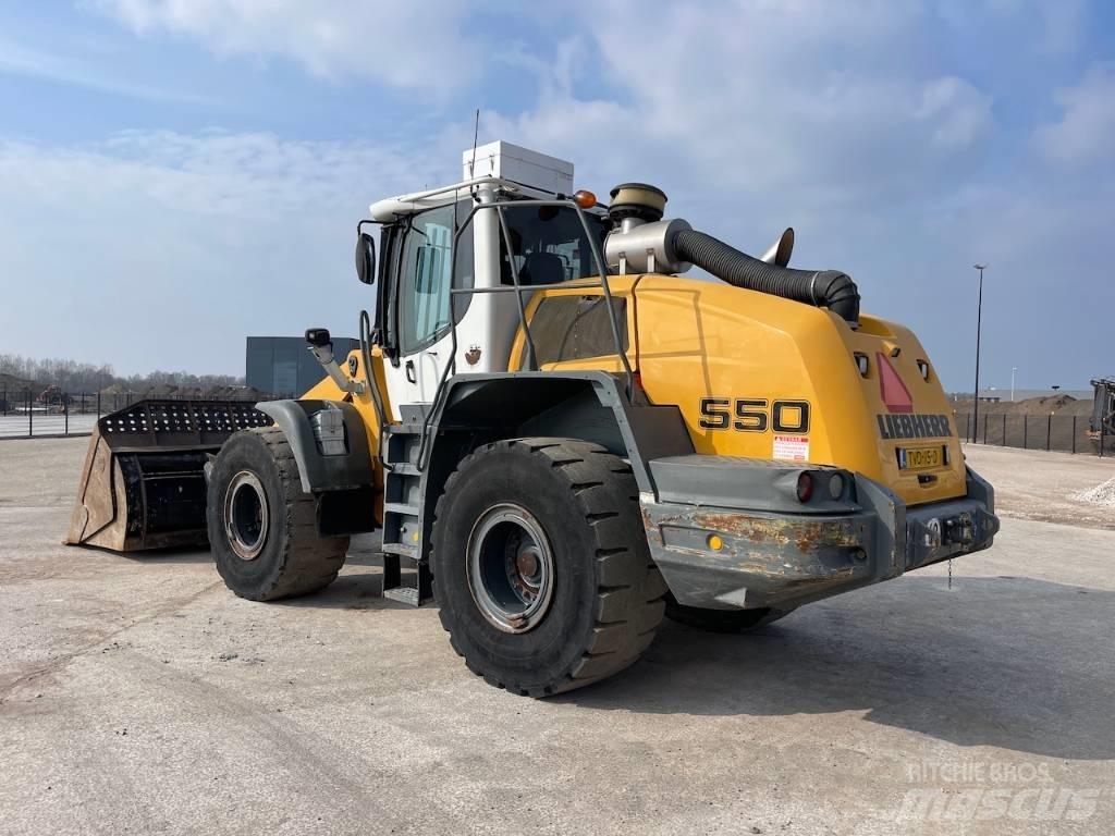 Liebherr 550 CDC + BSS Carregadeiras de rodas