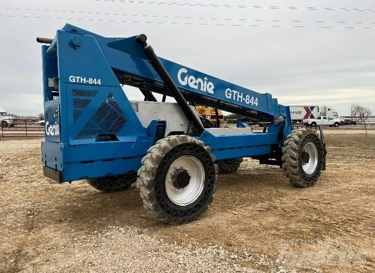 Genie GTH844 Manipulador telescópico
