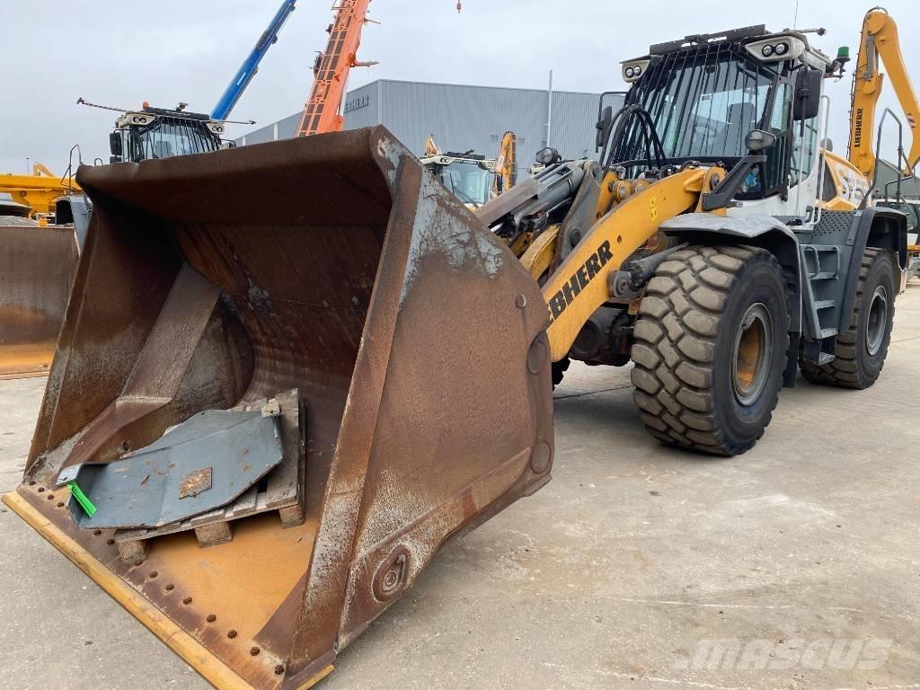 Liebherr L 556 Carregadeiras de rodas