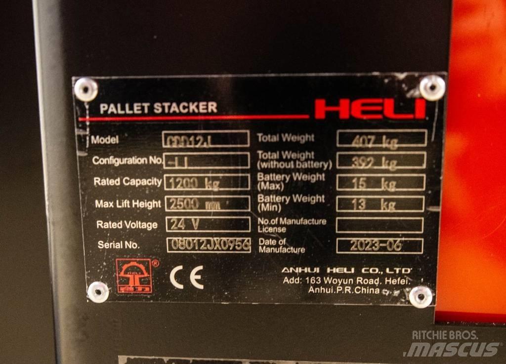 Heli CDD 12 Empilhador para operador externo