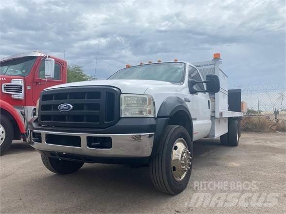 Ford F550 Camiões estrado/caixa aberta