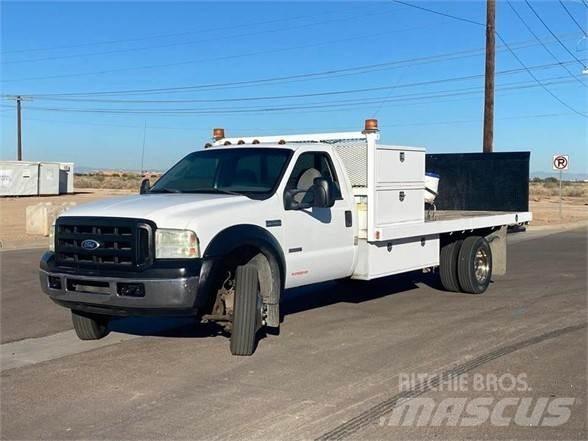 Ford F550 Camiões estrado/caixa aberta