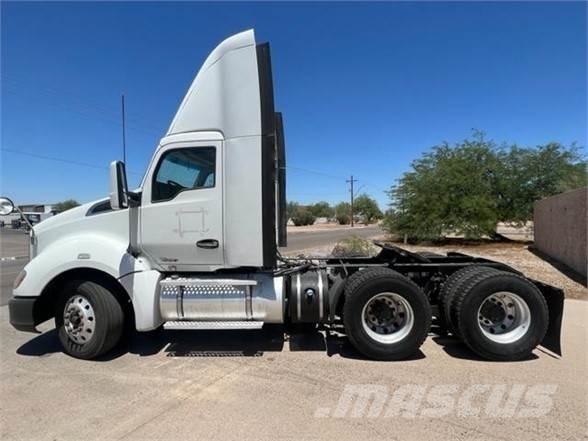 Kenworth T680 Cavalos Mecânicos