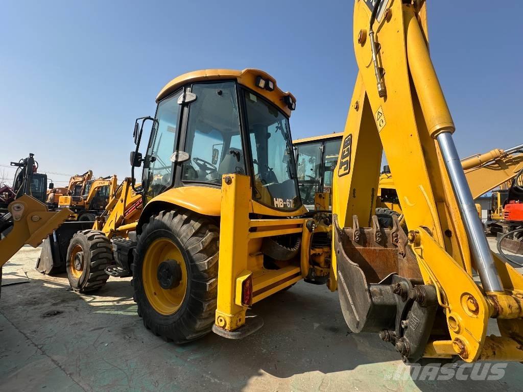 JCB 3 XC Retroescavadeiras