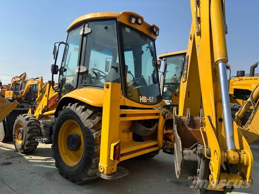 JCB 3 XC Retroescavadeiras